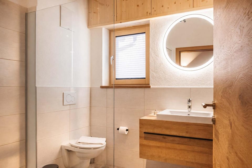 Toilet, Bathroom