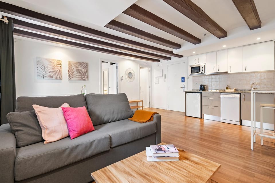 Kitchen or kitchenette, Living room