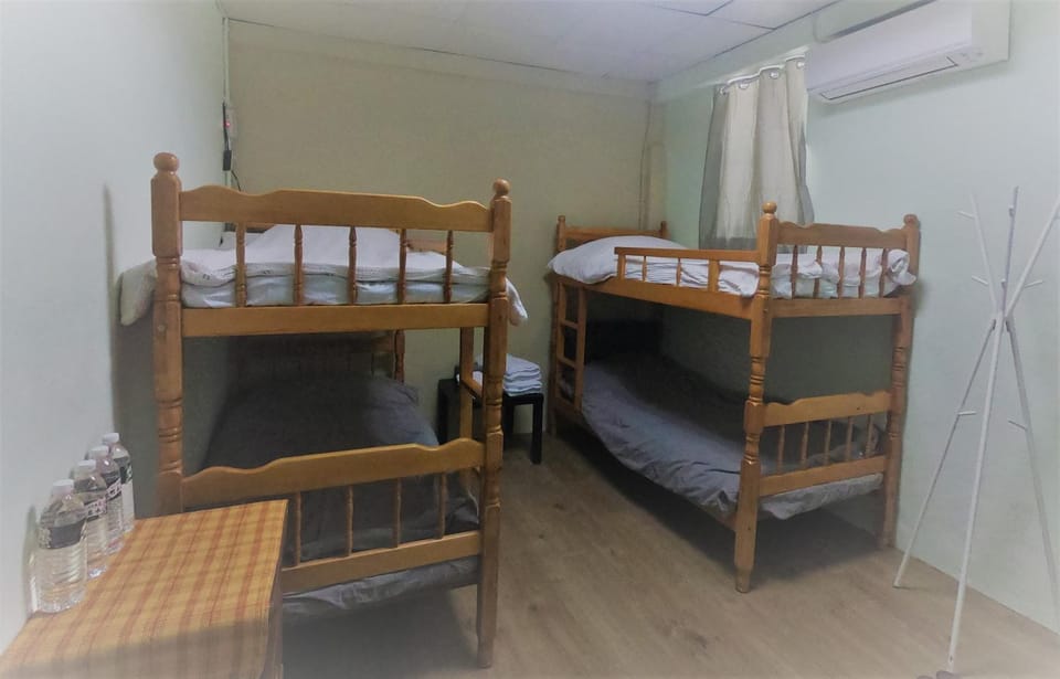 bunk bed