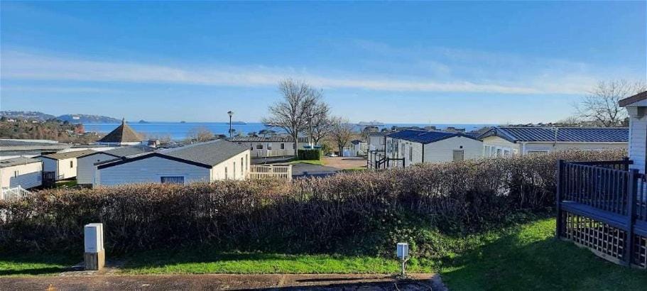 Day, Neighbourhood, Sea view
