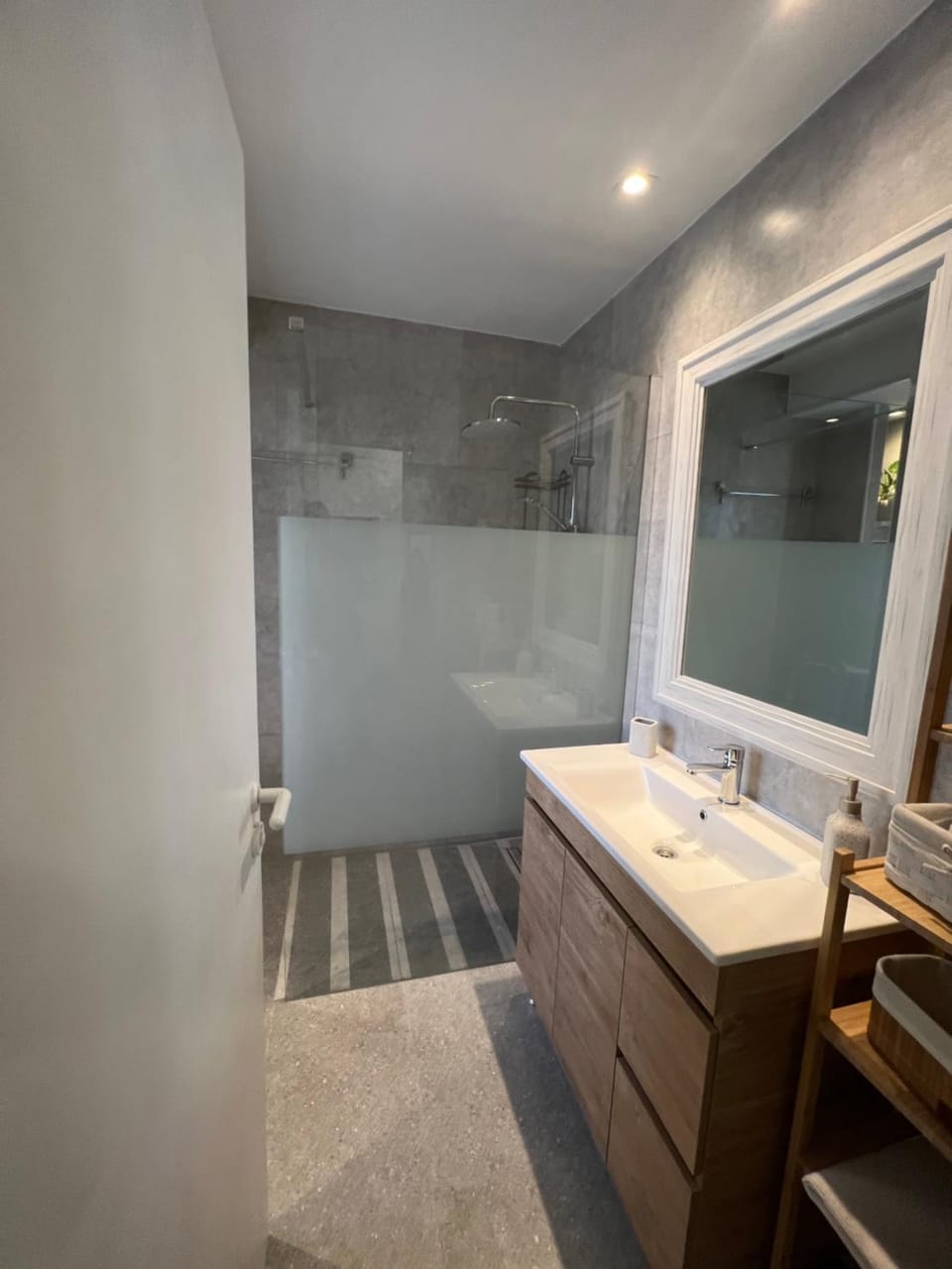 Shower, Property building, Bathroom