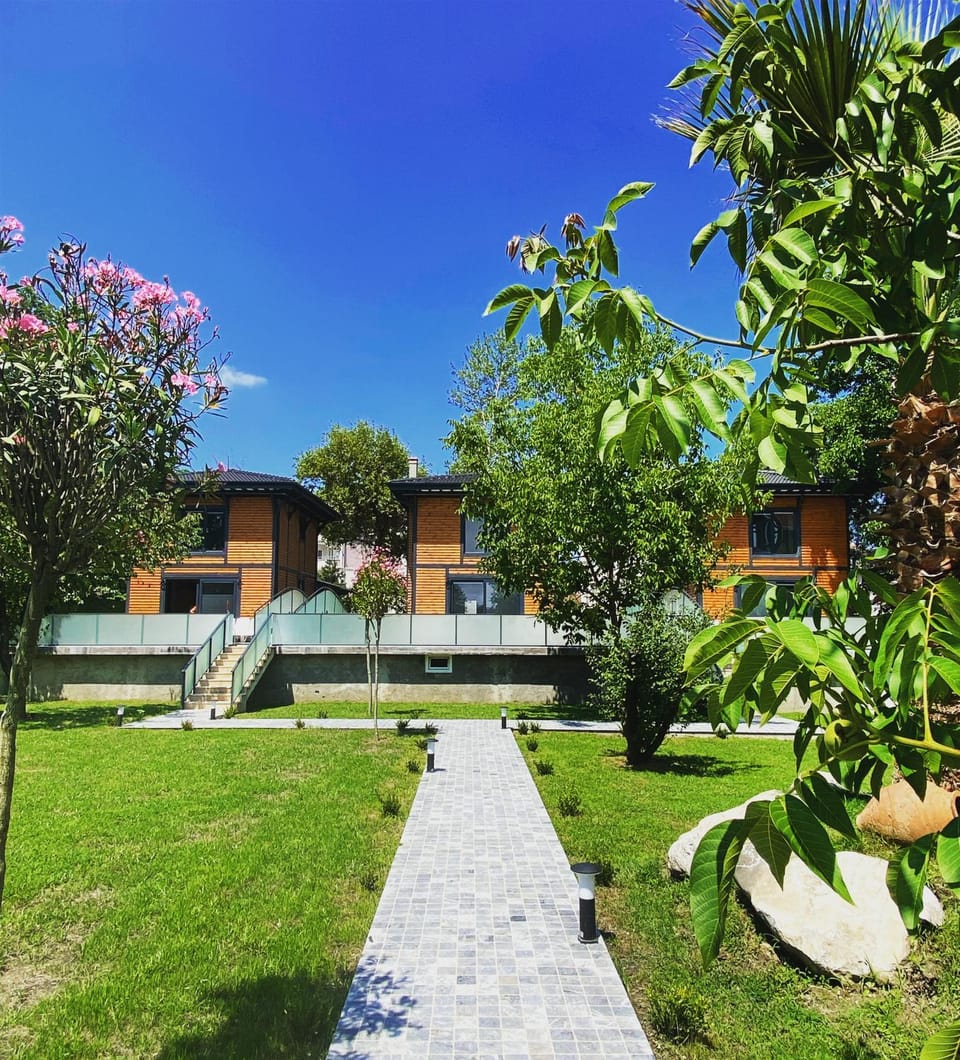 Property building, Garden