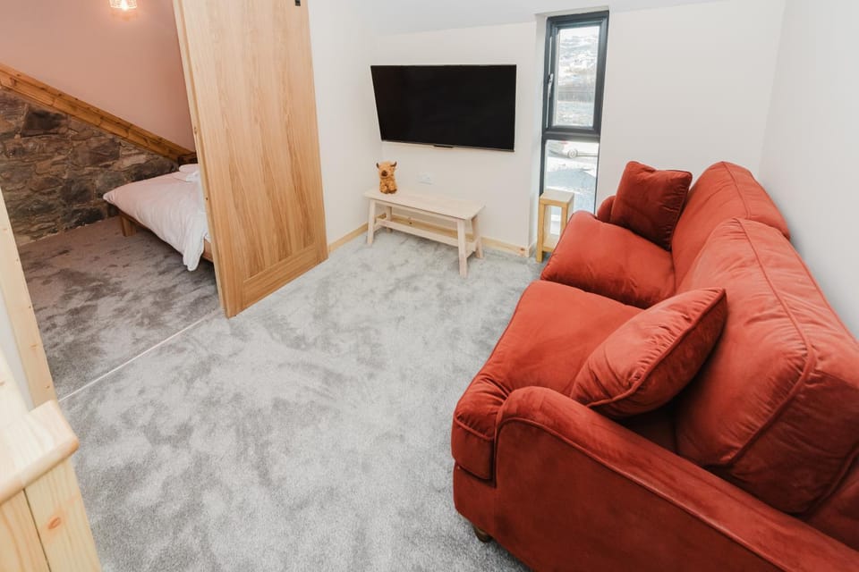 Living room, Evening entertainment