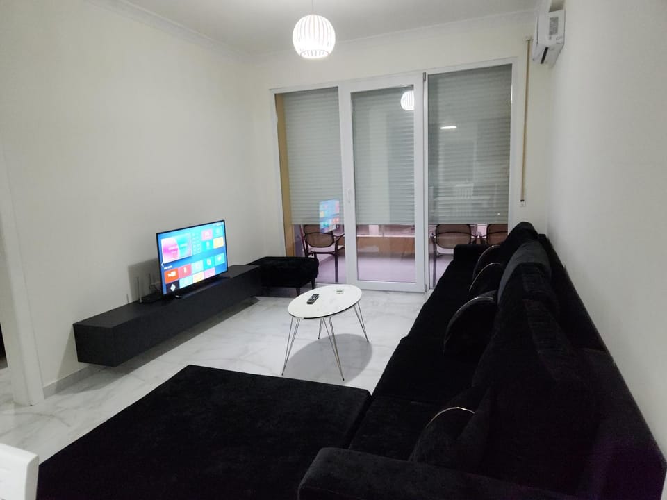 Modern Apartment 100 m from beach,Marina bay luxury resort Apartment in Vlorë
