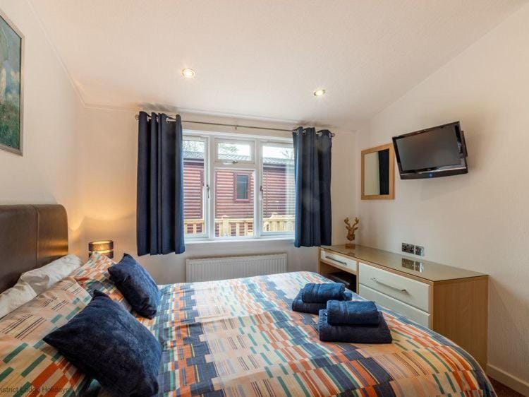 Windermere Retreat - White Cross Bay Holiday Park Chalet in England