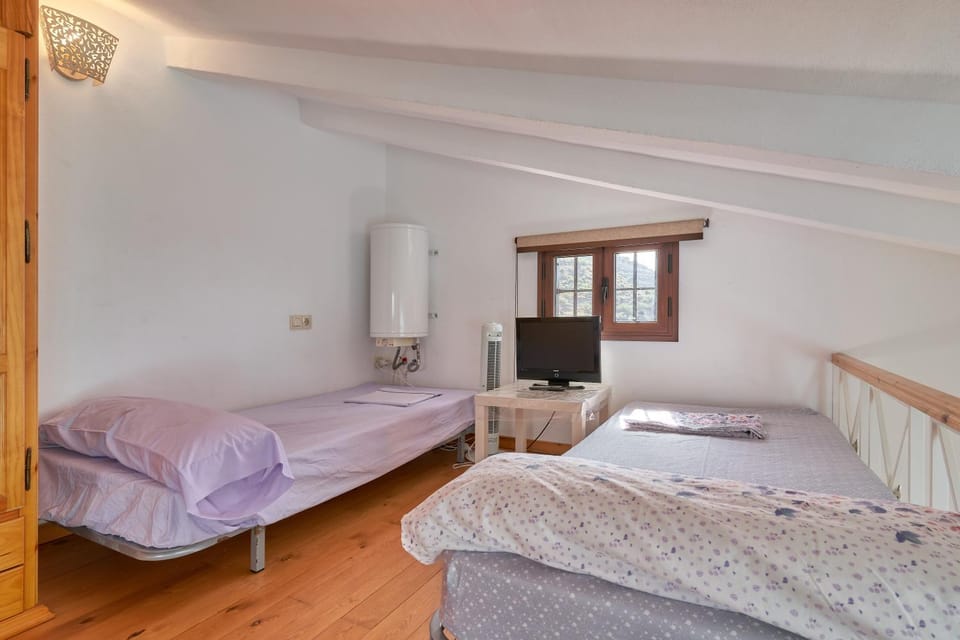Property building, Living room, Bedroom