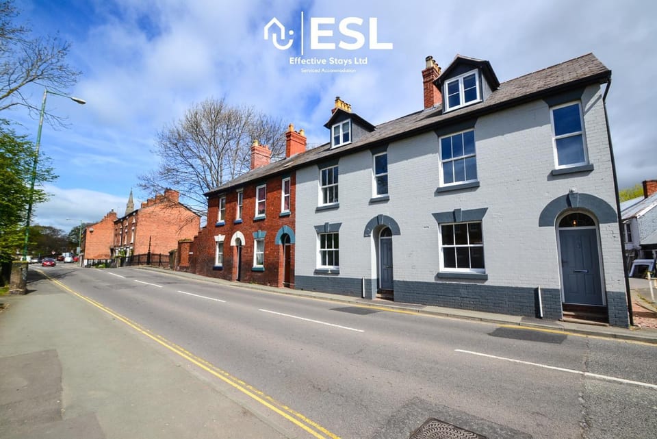 Property building, Day, Street view