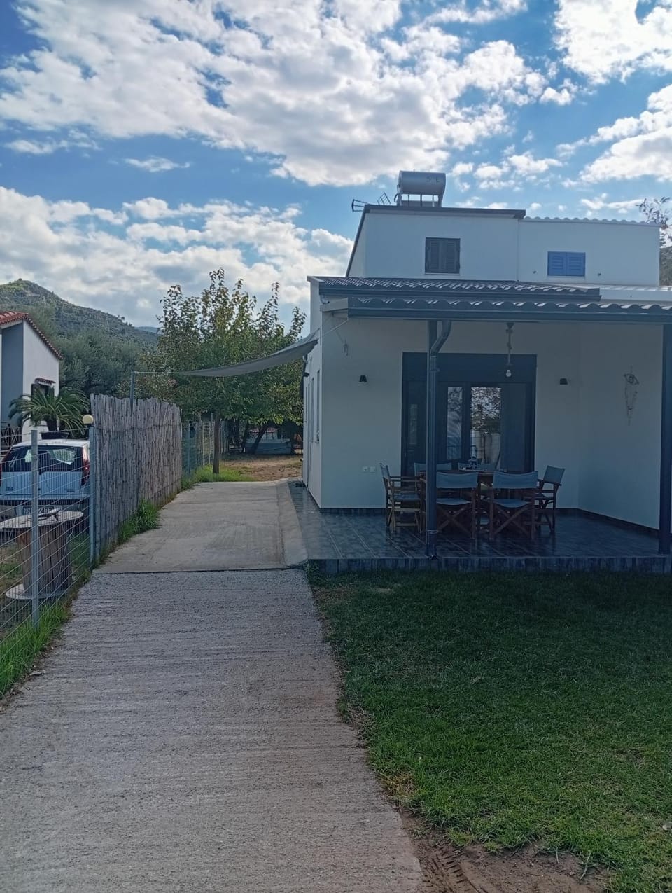 Σπίτι με σοφίτα μπροστά στη θάλασσα Villa in Peloponnese, Western Greece and the Ionian