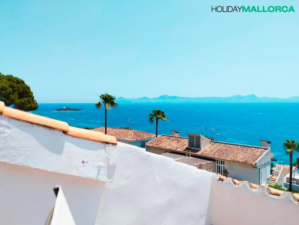 Landmark view, Mountain view, Sea view