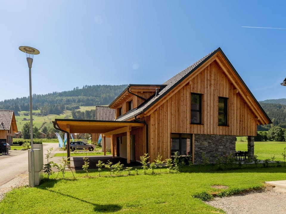 Property building, Summer