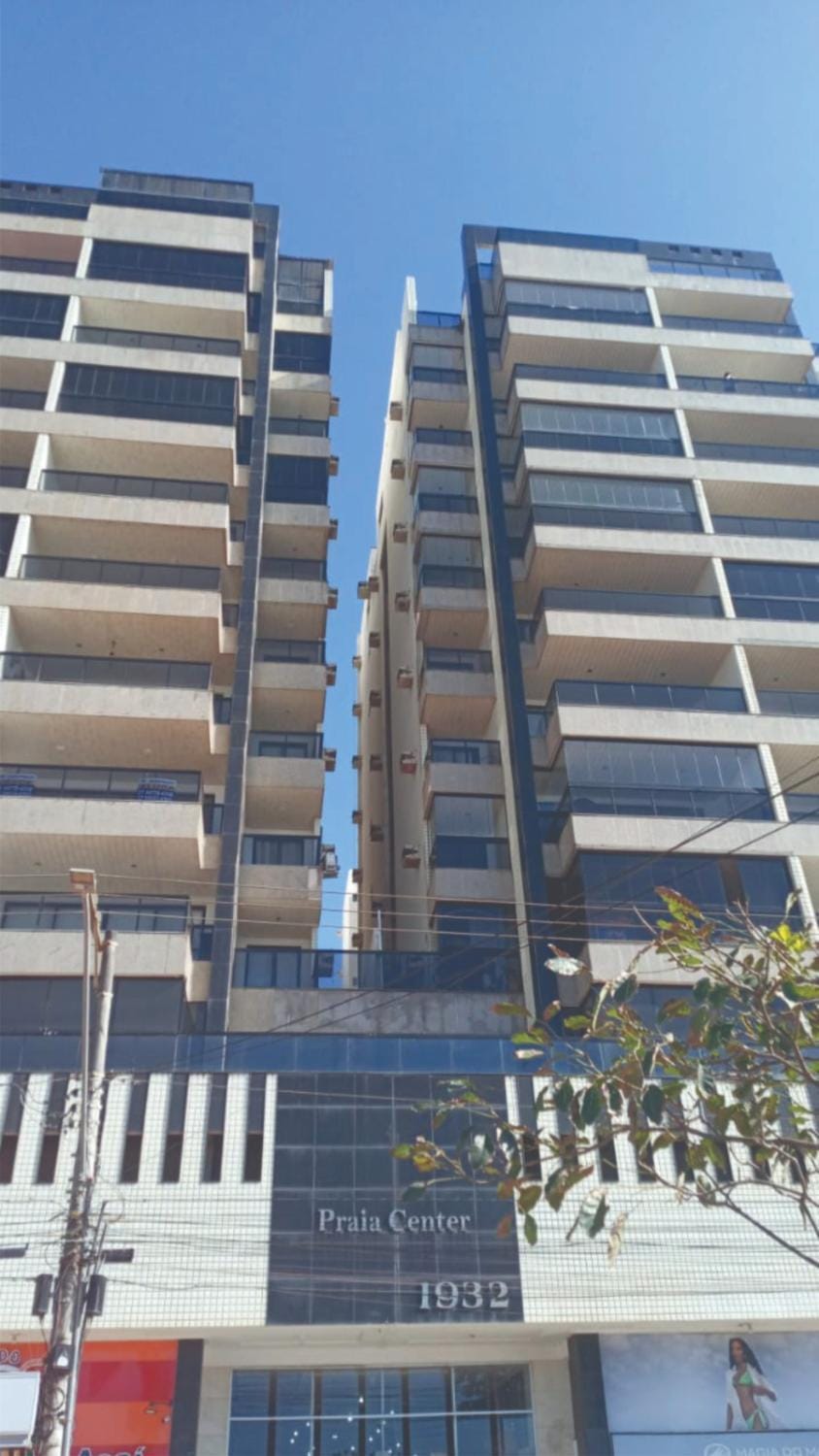 apartamento em edifício de frente para o mar na praia do morro Guarapari Apartment in Guarapari