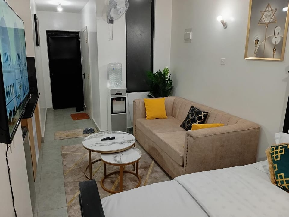 ONEAL PRIME SUITES - Donholm Savannah Road Apartment in Nairobi County