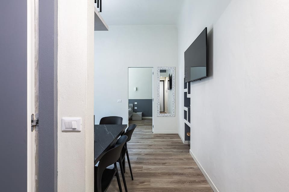 TV and multimedia, Dining area