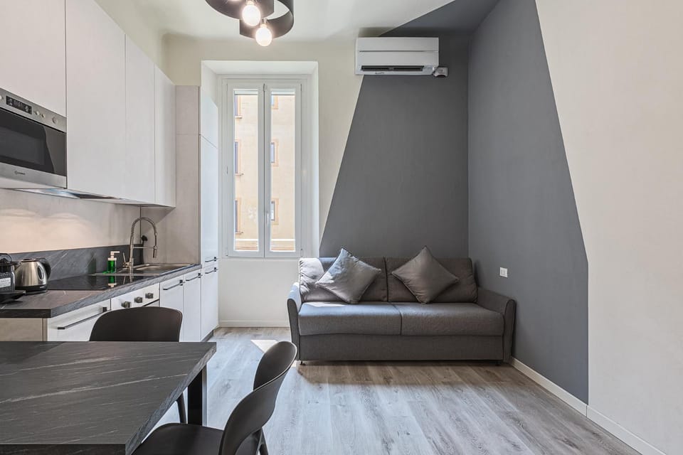 Kitchen or kitchenette, Living room, Seating area, Dining area