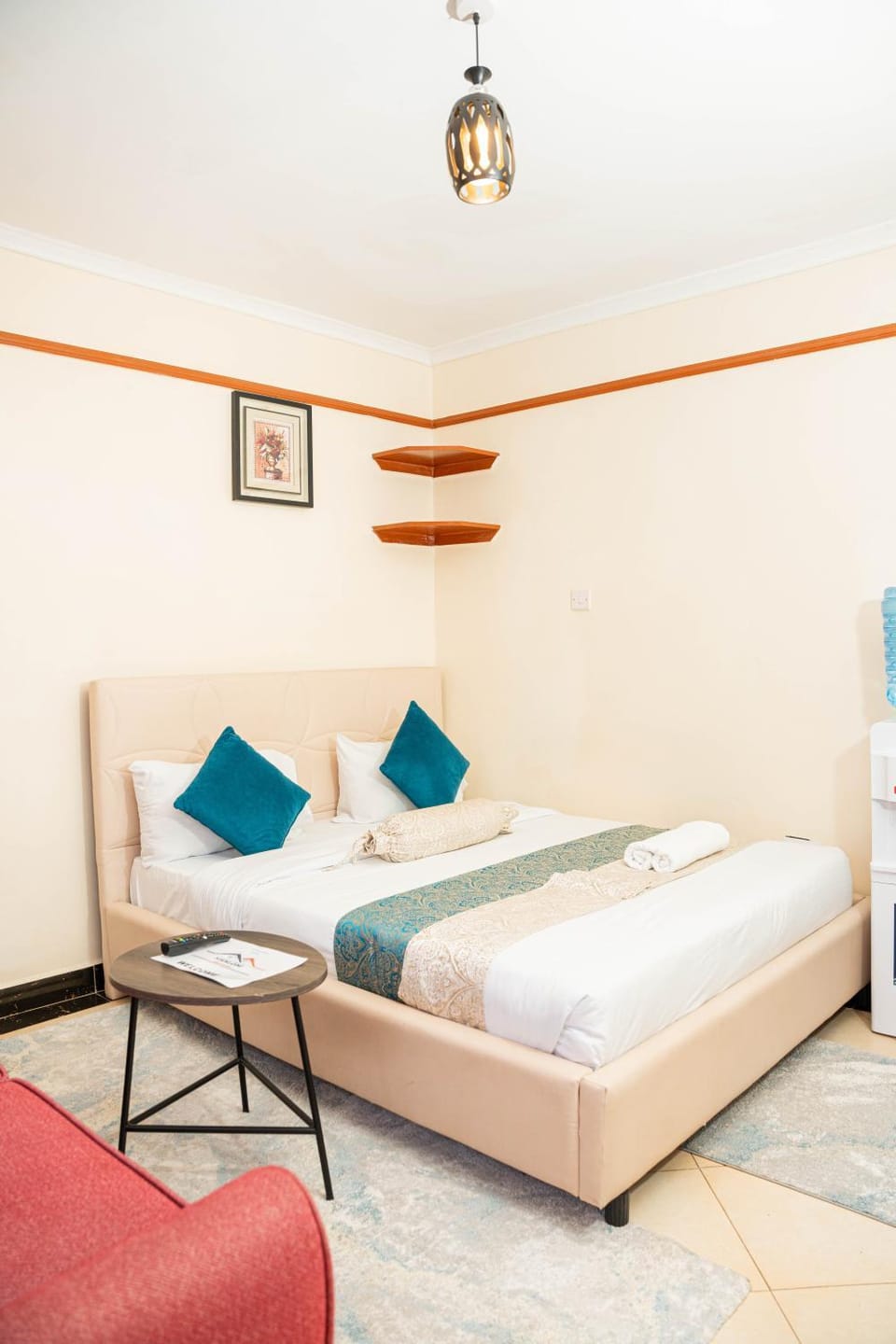 Bed, Seating area