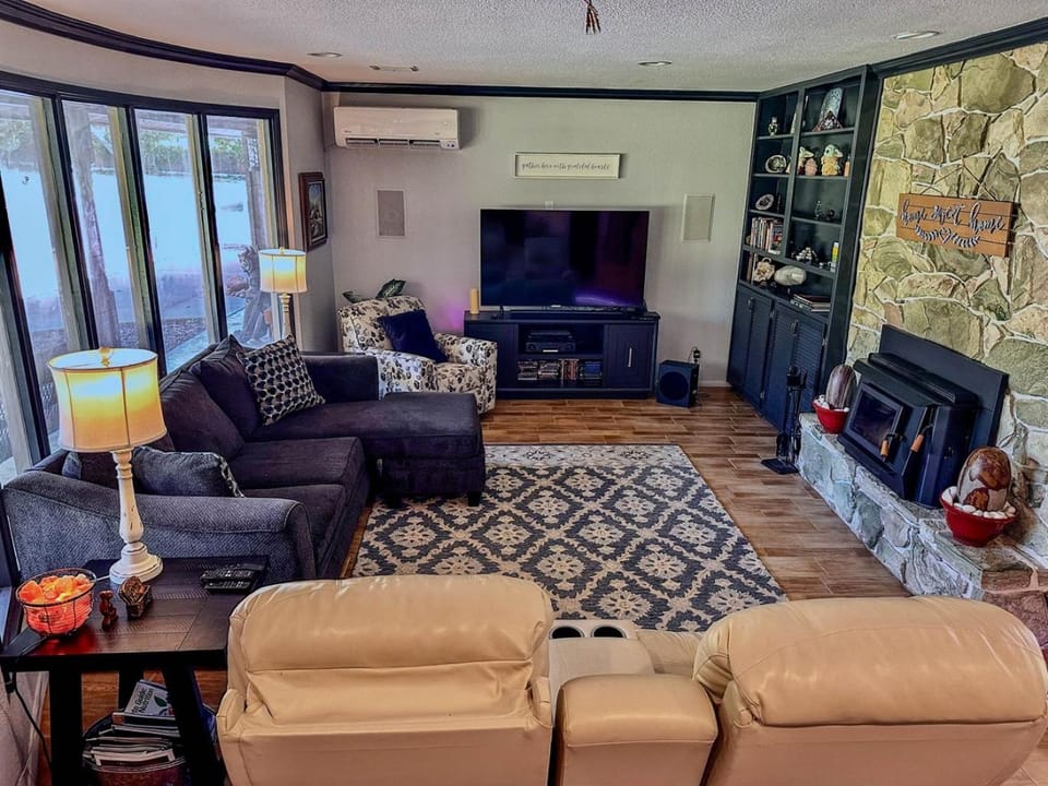 Quiet 2-Acre Country Escape Near Sedona WSR II House in Cornville