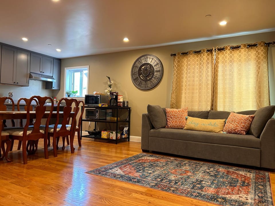 San Francisco 3BR3BA w free parking near airport Apartment in Daly City