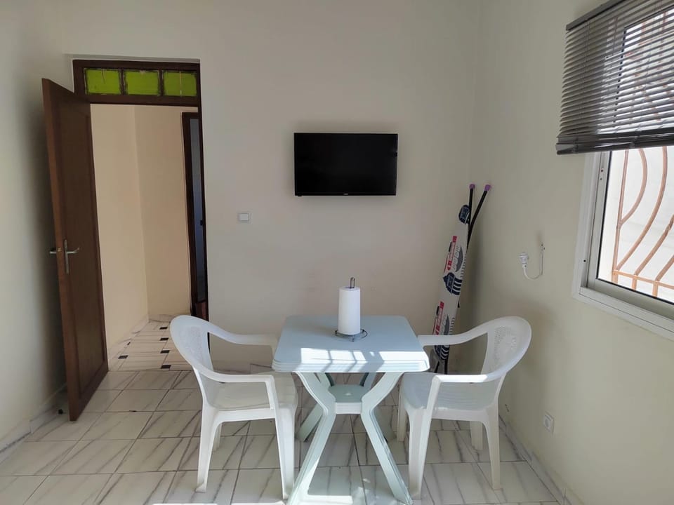 One Bedroom Apart City Centre Fibre Optic Wifi Apartment in Tangier