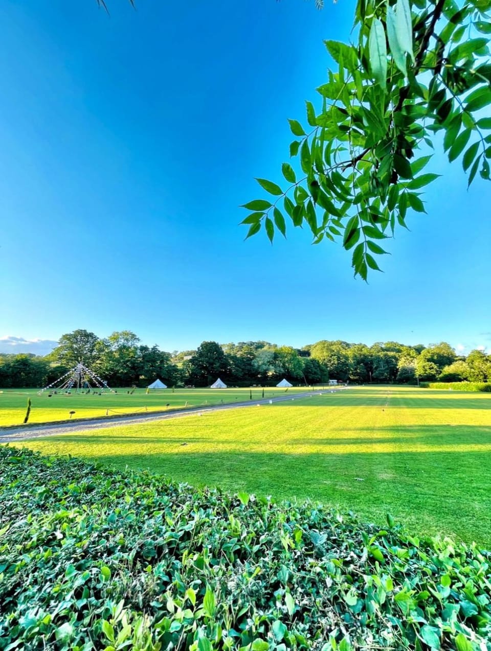 CAYORETREAT STATIC CARAVAN Apartment in Crucorney