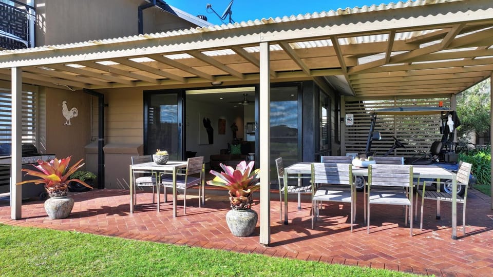 Perfect weekend getaway plus golf at your doorstep Apartment in New South Wales