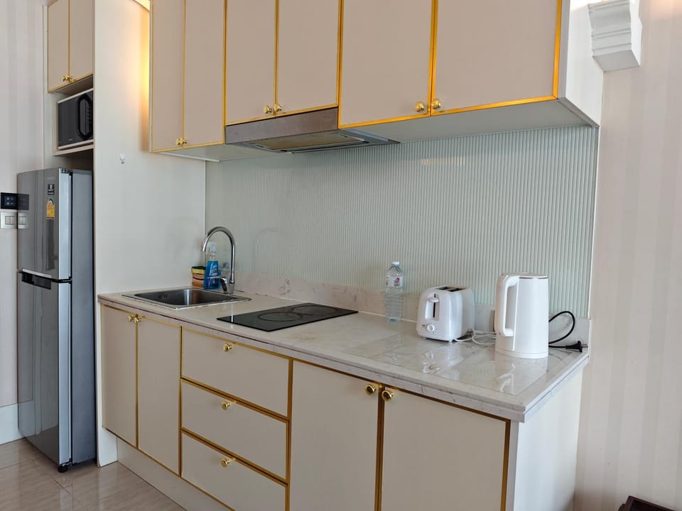 Kitchen or kitchenette, stove