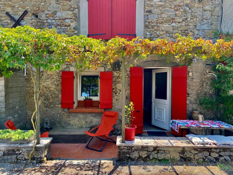Patio, Facade/entrance, Garden view