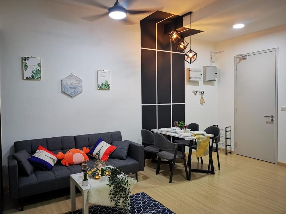 DS13 Dsara 50inch 4k tv Netflix mrt next SB Hospital Apartment in Petaling Jaya