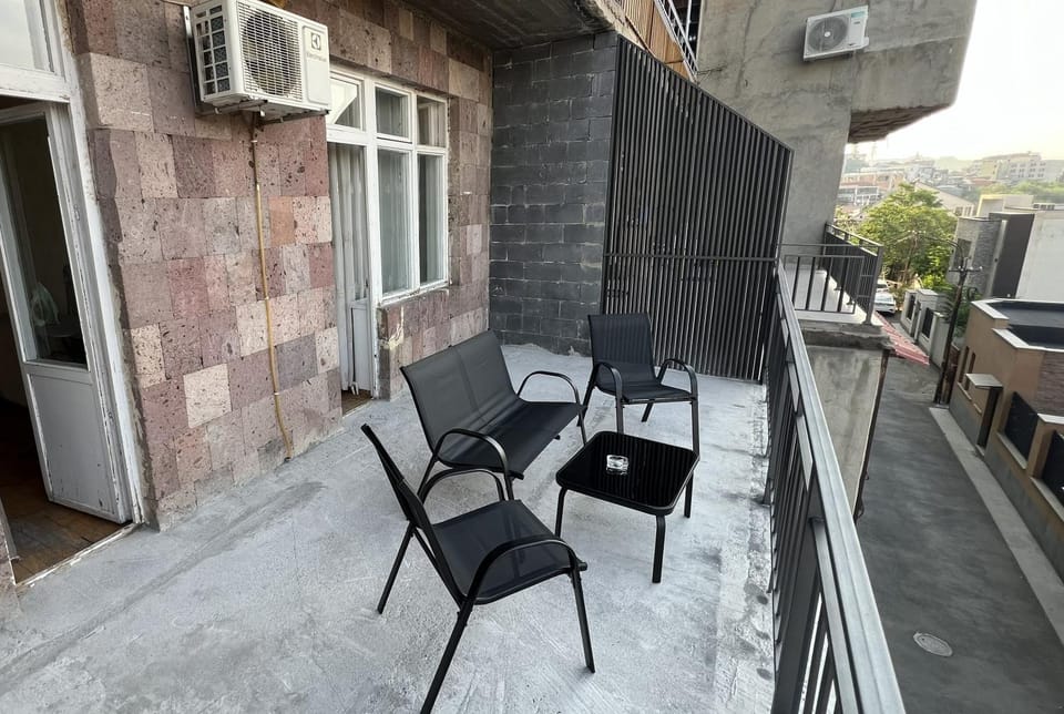 Natural landscape, Balcony/Terrace, Mountain view