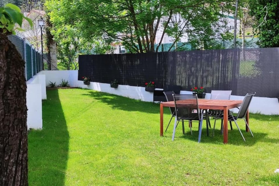 Day, Garden, Dining area, Garden view
