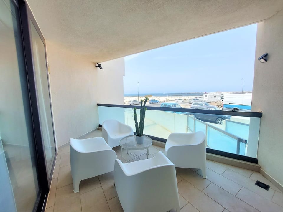 View (from property/room), Balcony/Terrace, Sea view