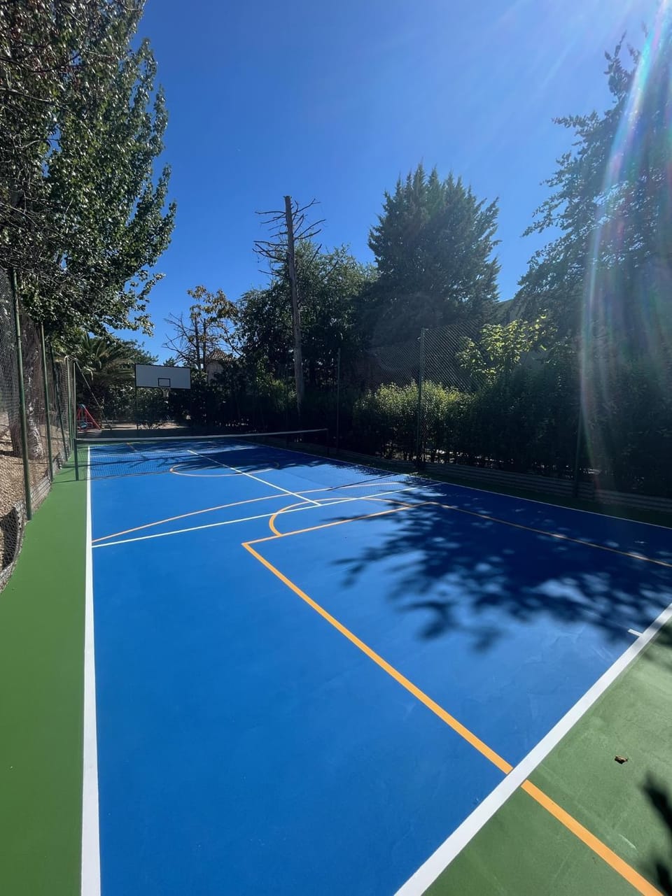 Tennis court