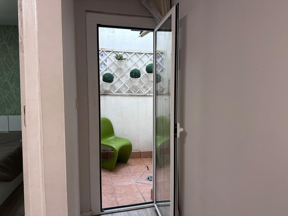 COMFORTABLE APARTMENT CLOSE TO BUNKERS DEL CARMEL! Apartment in Barcelona
