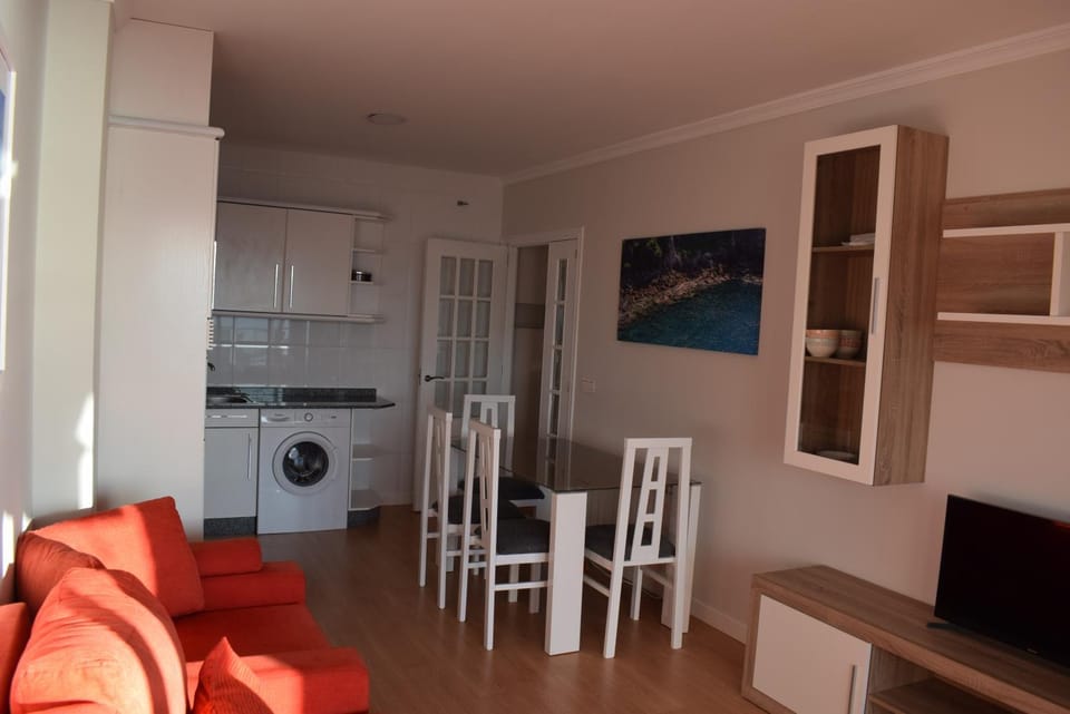 Apartamento a pie de playa en As Sinas. Apartment in O Salnés