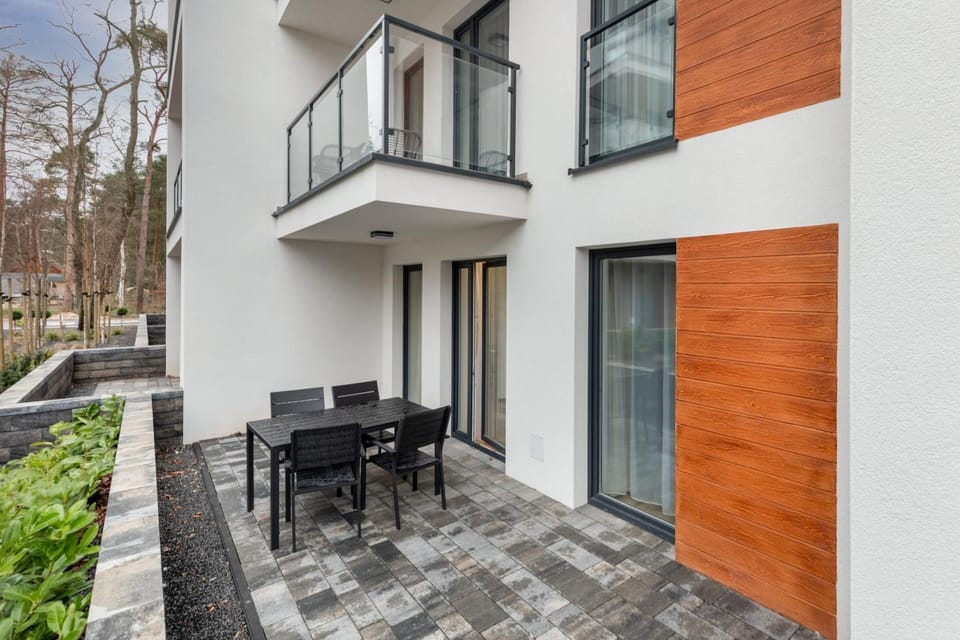 Property building, Balcony/Terrace