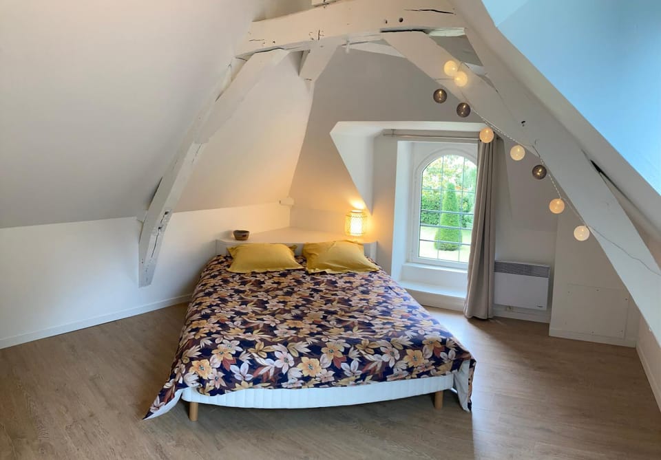 Les Bosquets House in Pays de la Loire