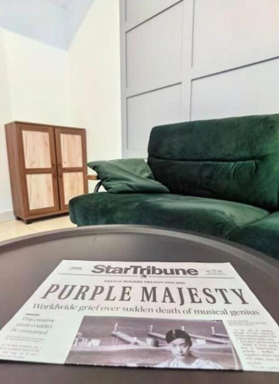 Almas Suites Couple Sunrise Netflix 100mbps BySTAY Apartment in Johor