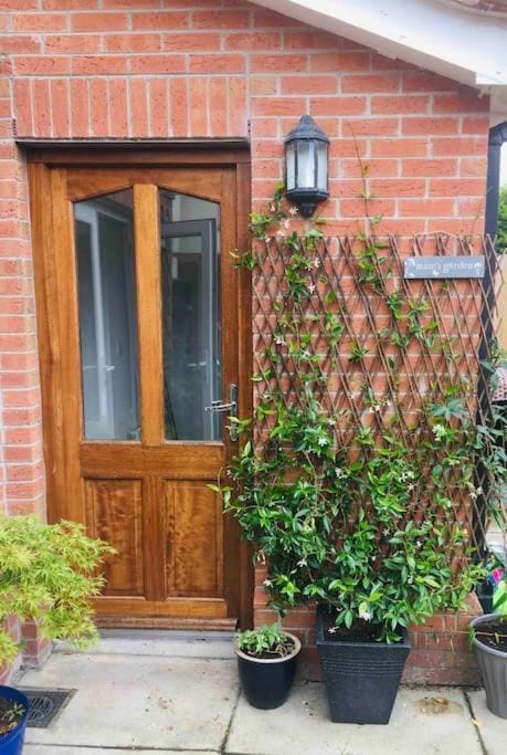 Semi-detached Armagh House Apartment in Northern Ireland