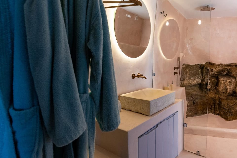 Bathroom, Bath, towels