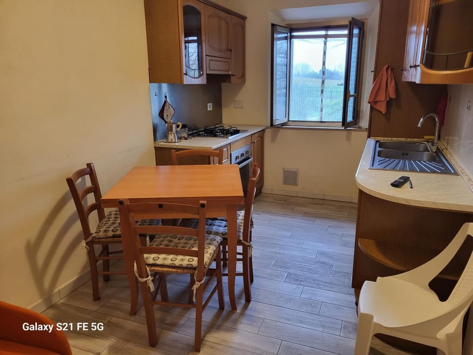 Grazioso appartamento con deposito bici S. Miniato Apartment in Tuscany