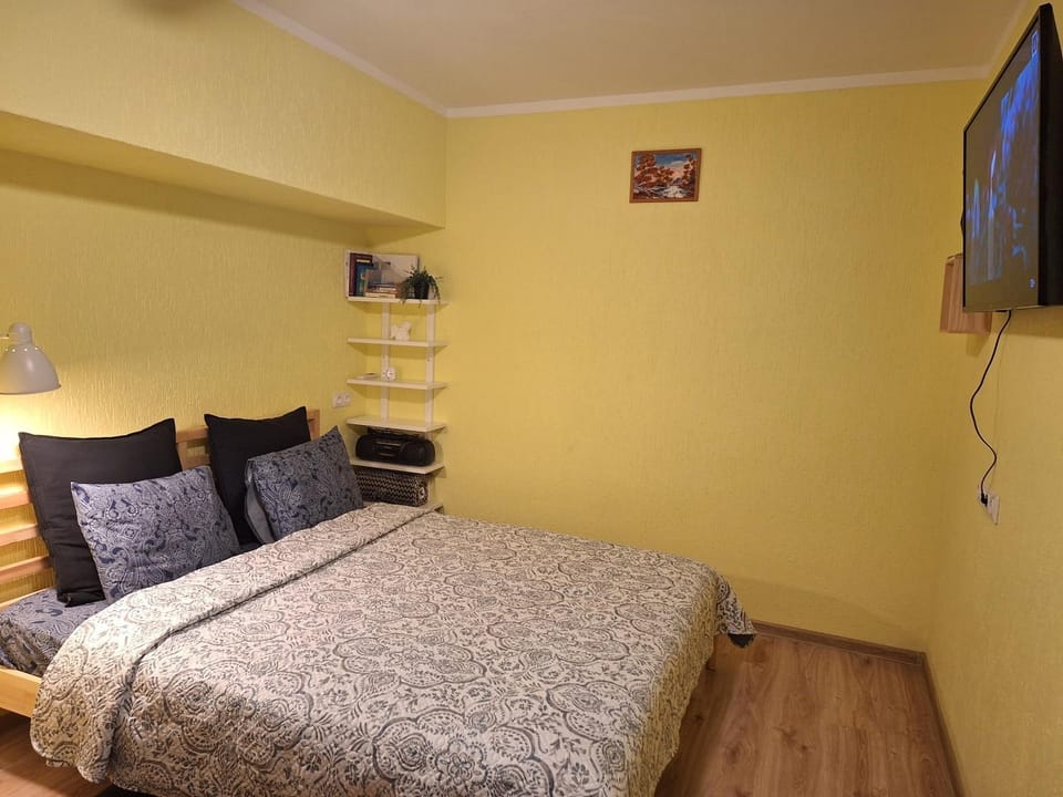 Bed, TV and multimedia