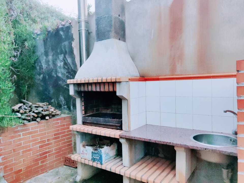 BBQ facilities, Kitchen or kitchenette