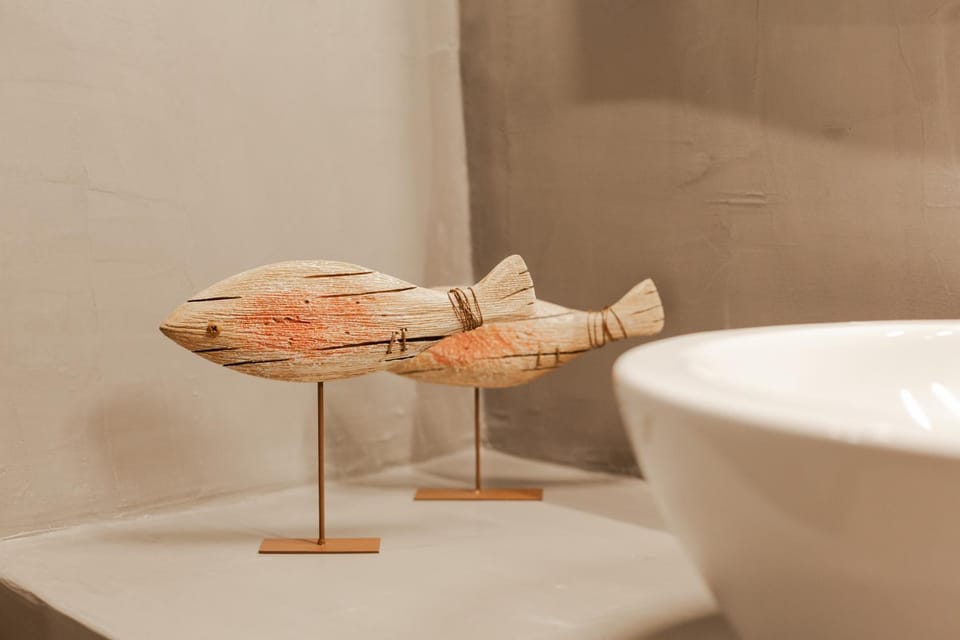 Bathroom, Decorative detail