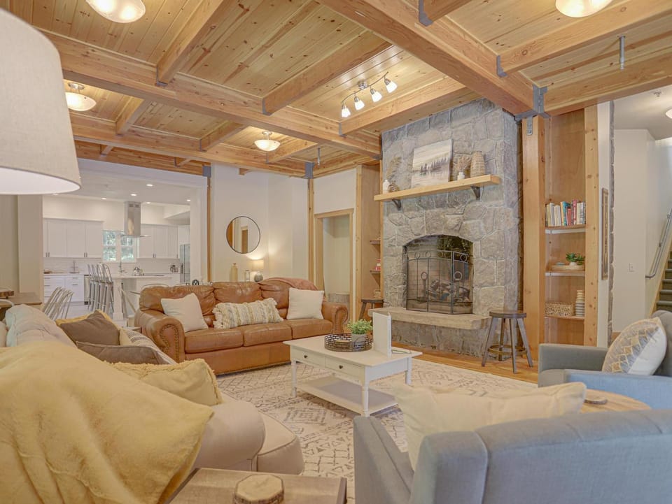 The Coho Lodge at Government Camp - Meredith Lodging House in Clackamas County