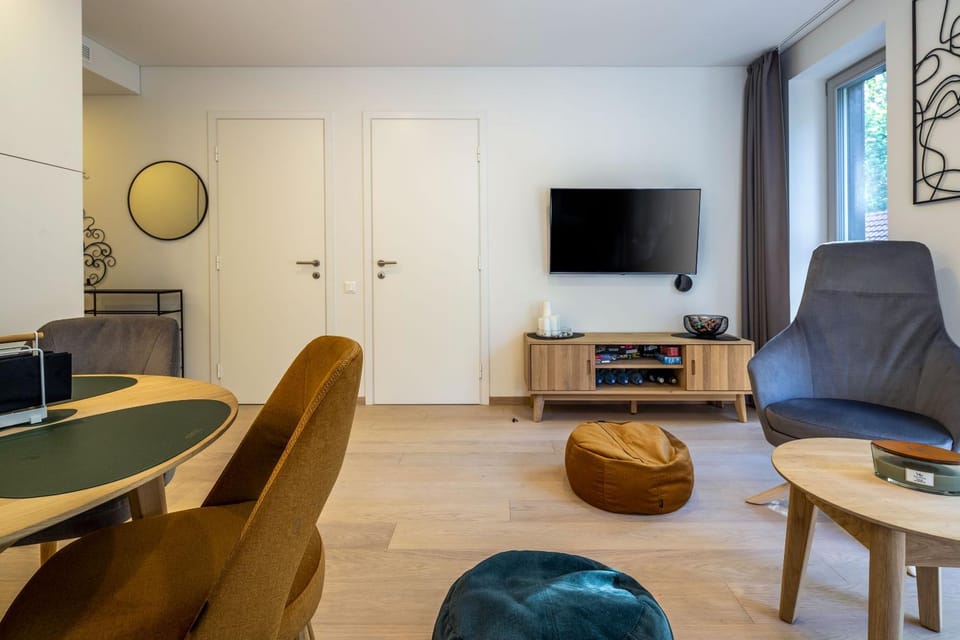 Communal lounge/ TV room, TV and multimedia