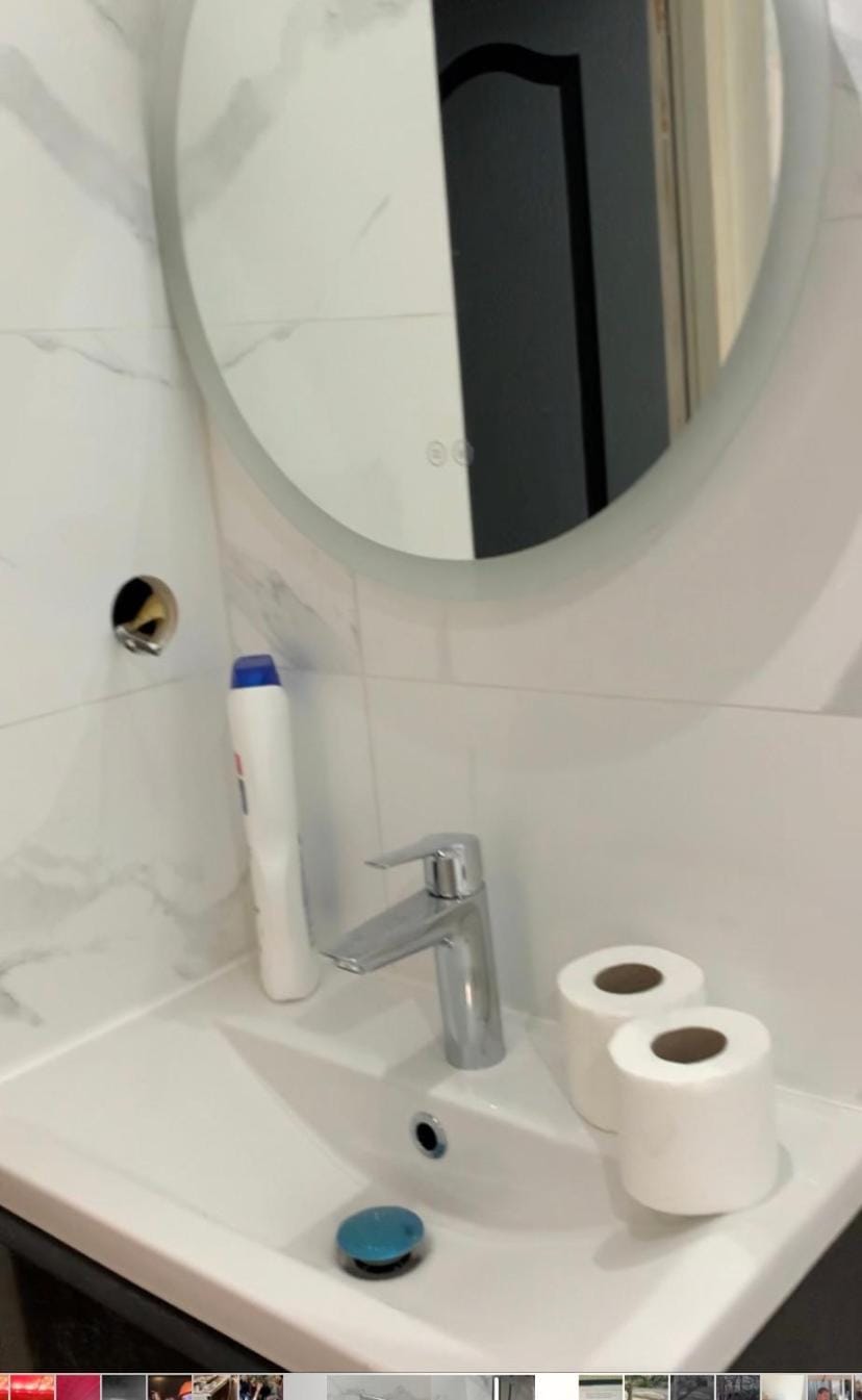 feuillade ancien partagé Vacation rental in Nimes