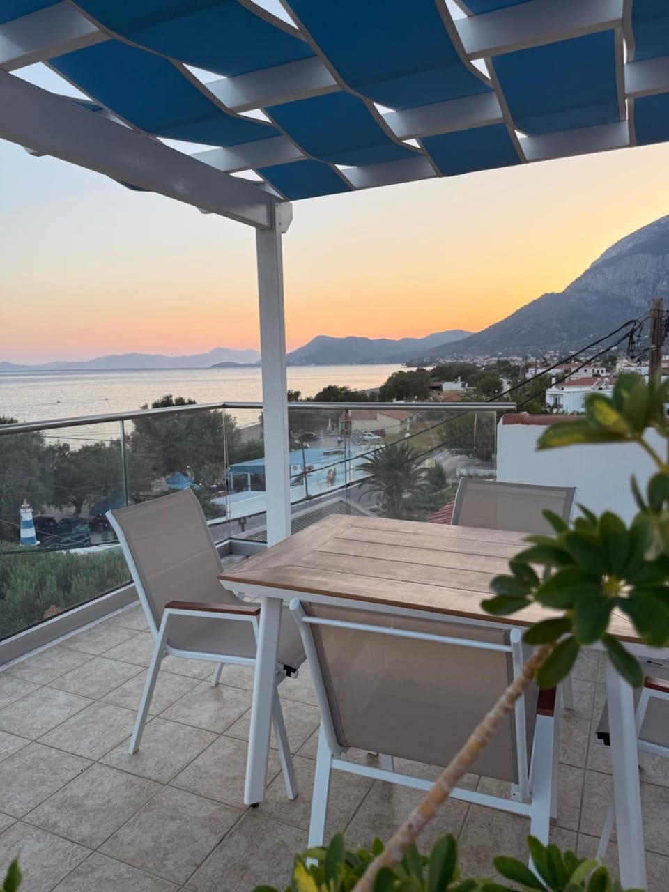 Balcony/Terrace, Balcony/Terrace, Beach, Beach, Sea view, Sunrise, Sunset