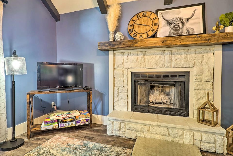 Pet-Friendly Stanwood Sanctuary w/ Fire Pit! House in Michigan