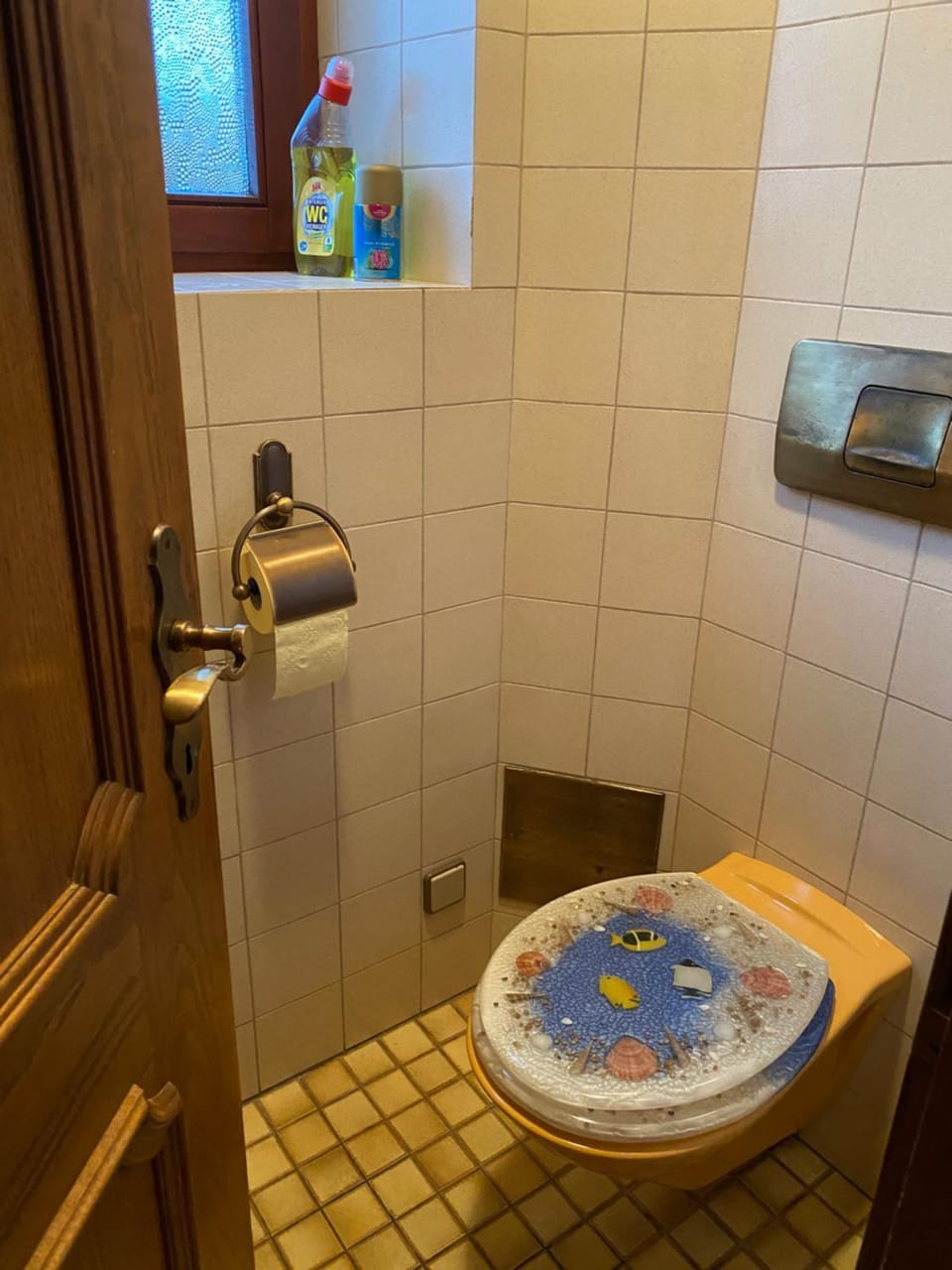 Toilet