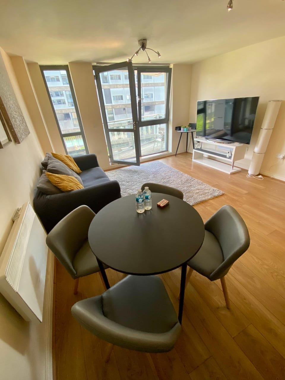 Holliday Street Apartments - One Bedroom - Stunning Balcony Apartment in Birmingham