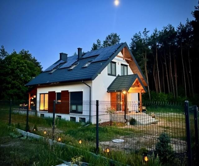 Property building, Night